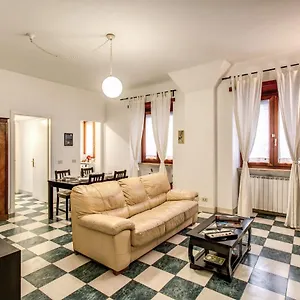 https://popolo-accommodation-central-apartment.it-romehotels.com